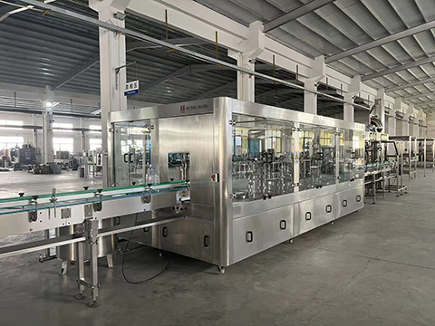 國(guó)際標(biāo)準(zhǔn)灌裝生產(chǎn)線